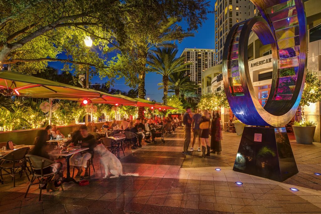 Beach Drive - Parkshore Grille, St. Petersburg, Florida