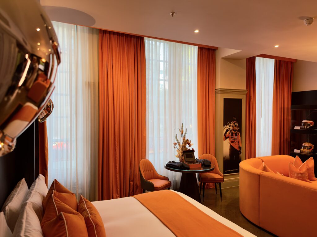 McLaren Suite Suite Trafalgar St. James, Curio Collection by Hilton