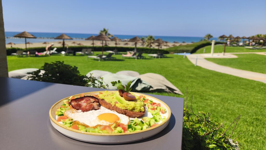 Frühstück Meerblick Robinson Cyprus