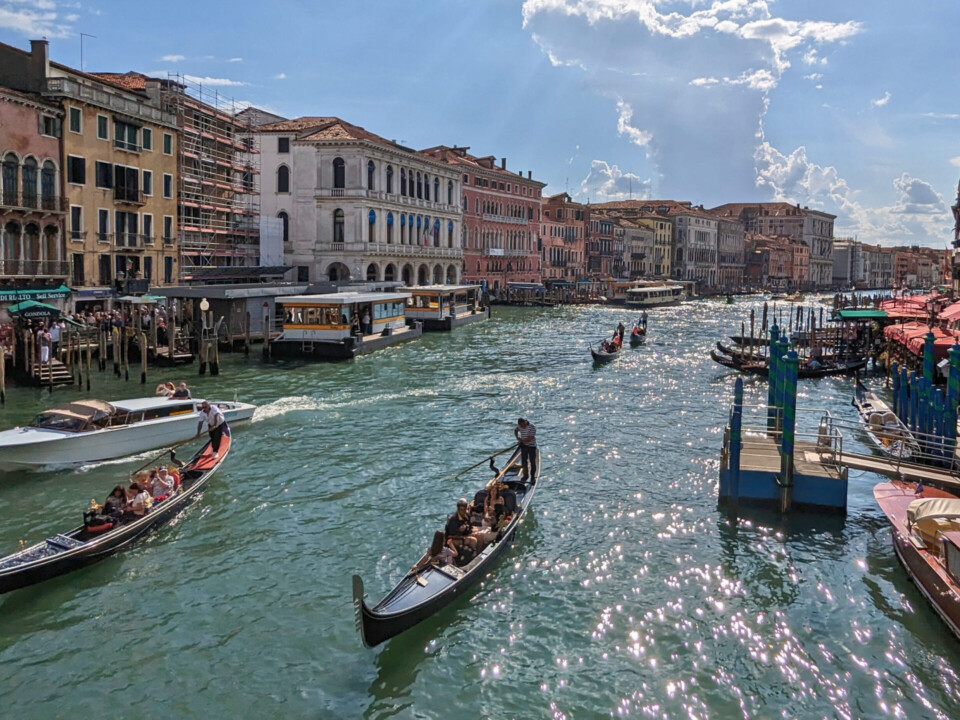 Rialtobrücke Venedig Italien