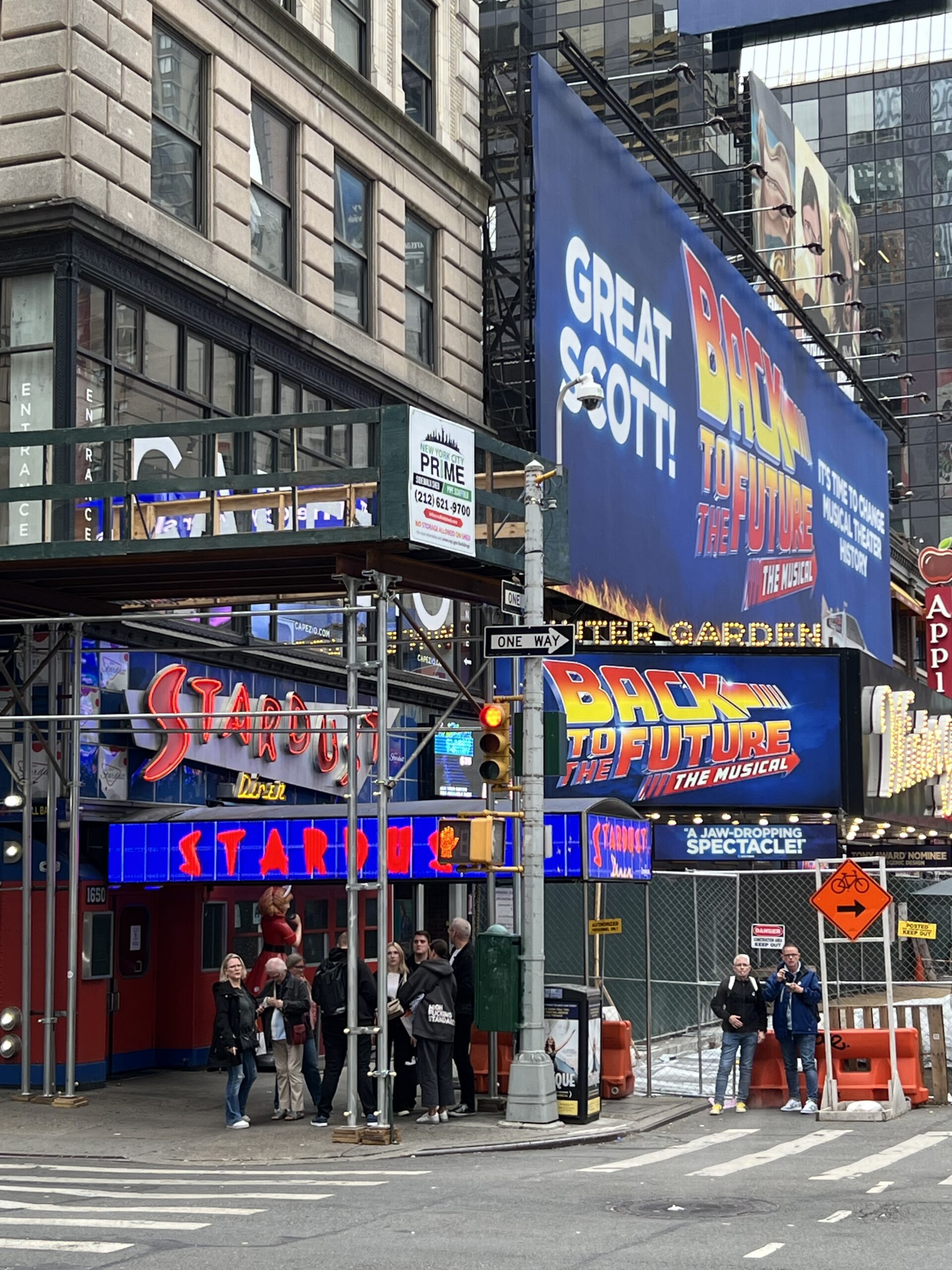 Broadway NYC Ellen's Stardust Diner