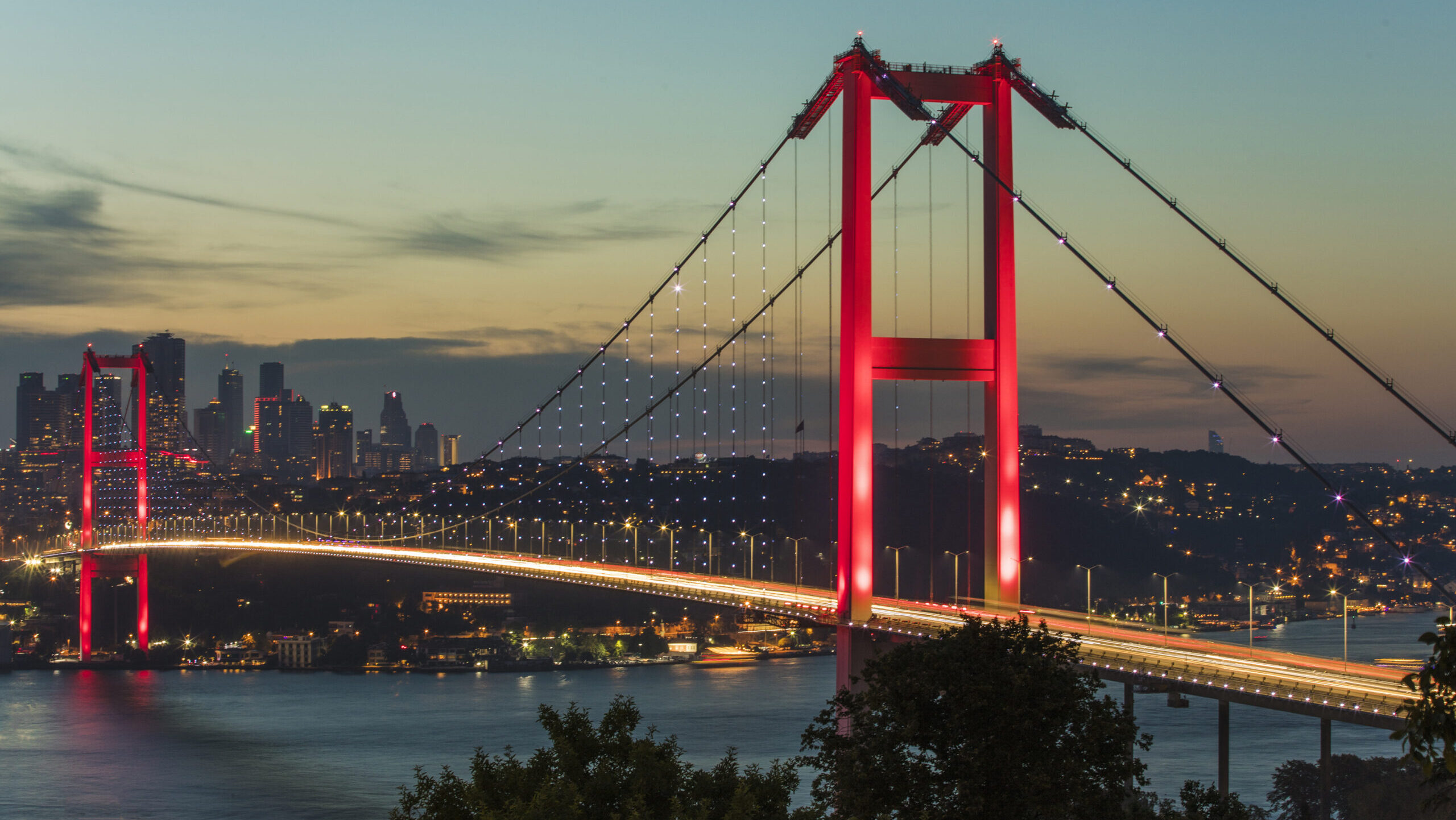 Istanbul Bosphorus Brücke der Märtyrer des 15. Julis