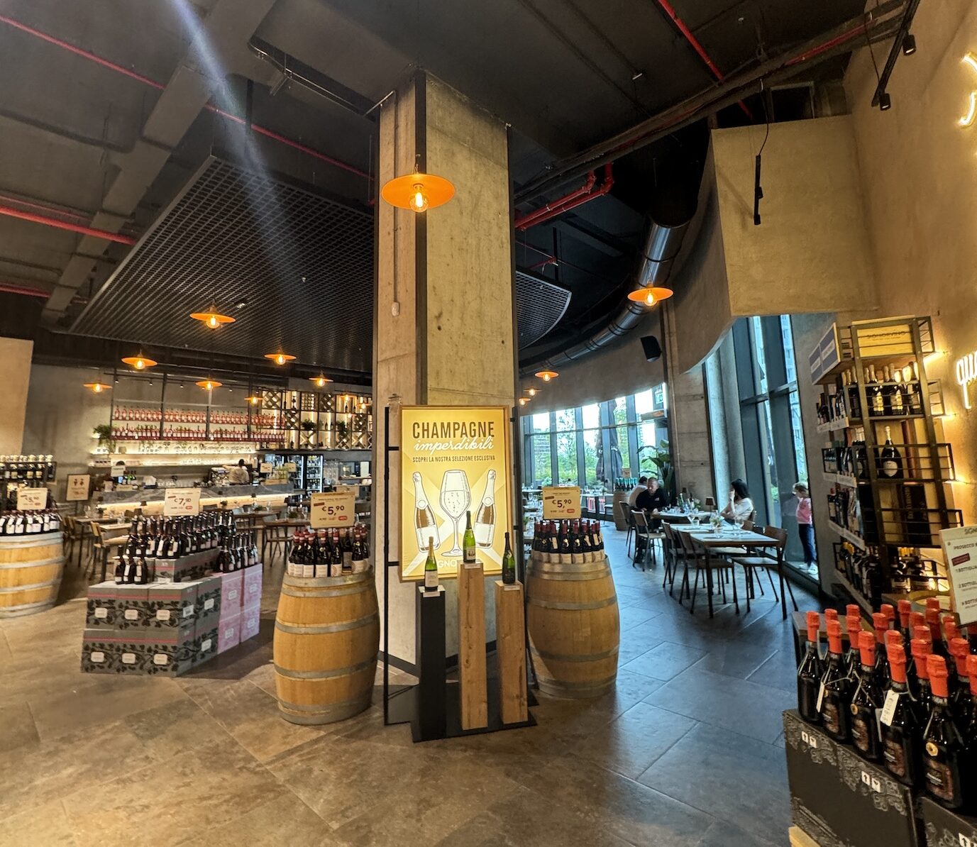 Foodhall-Komplex Mercato Metropolitano