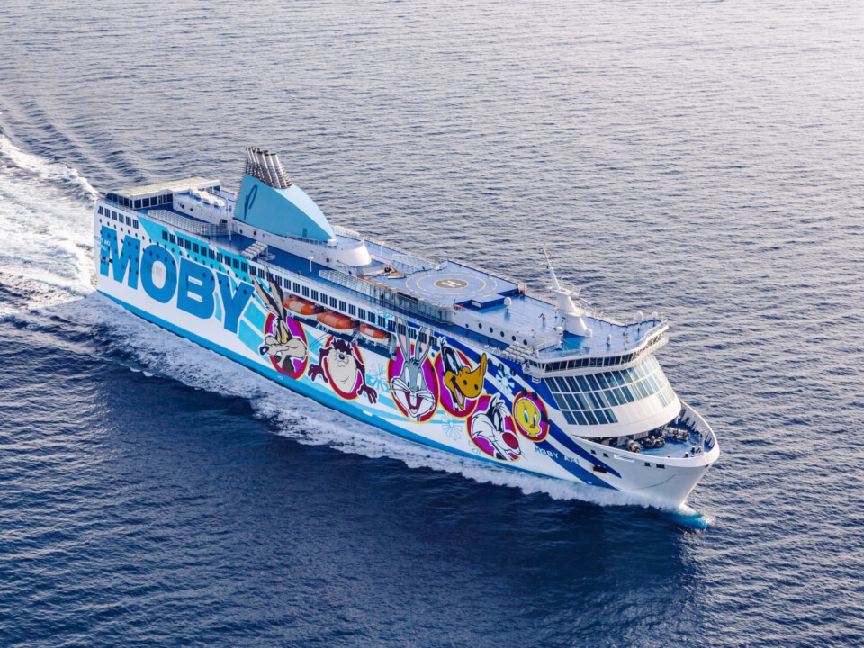 Moby Lines Aki Kreuzfahrt Schiff Meer